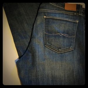 Like new Lucky Jeans size 14